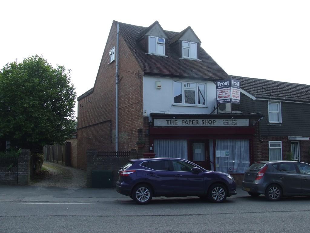 Chalfont Road, Seer Green 2 bed property £1,000,000