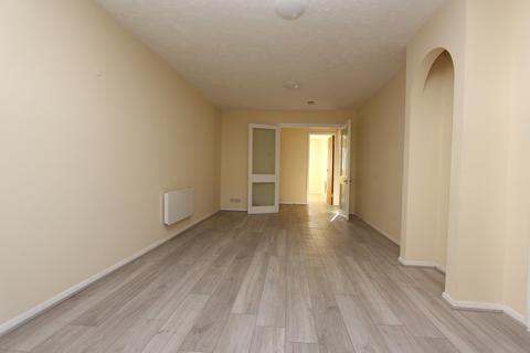 2 bedroom apartment to rent, Viewfield Close, Kenton, HA3