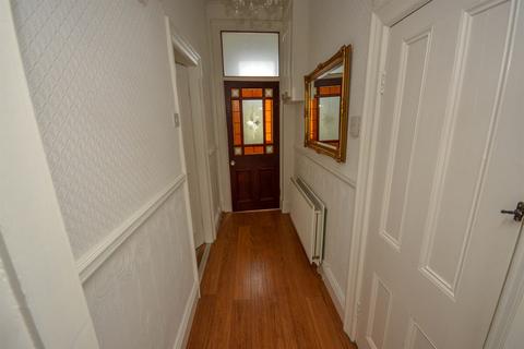 2 bedroom flat to rent, Stanhope Road, South Shields