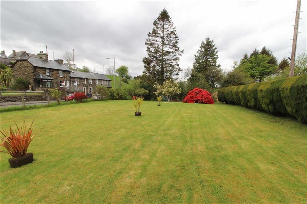 Llan Ffestiniog Land £35,000
