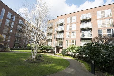 2 bedroom apartment to rent, The Heart, Walton-On-Thames