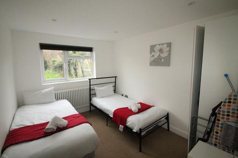 2 bedroom flat for sale - Birchanger Road, LONDON, SE25