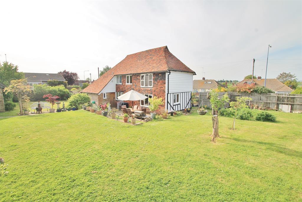 Lower Higham Road, Gravesend, DA12 2NR 3 bed detached house £550,000