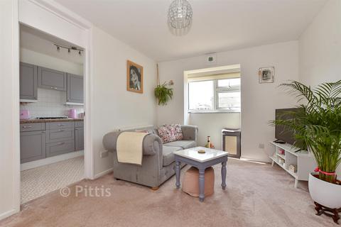 1 bedroom ground floor flat for sale, Avenue Road, Shanklin, Isle of Wight