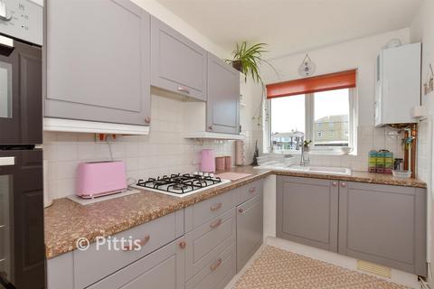 1 bedroom ground floor flat for sale, Avenue Road, Shanklin, Isle of Wight