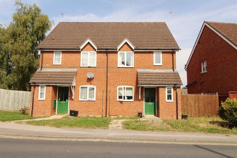 3 bedroom semi-detached house to rent, Headley Road, Woodley, Reading, RG5