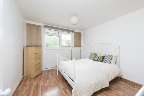 1 bedroom flat to rent, Jagger House, SW11