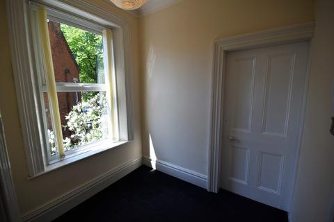 2 bedroom flat to rent, 114, Warwick Road, Carlisle