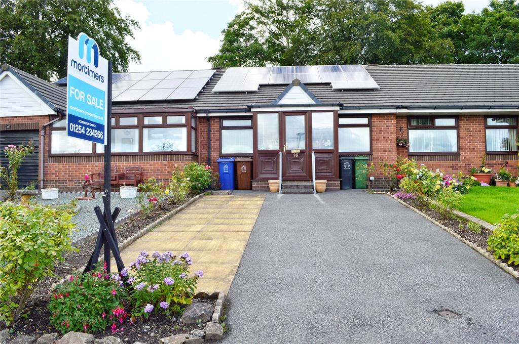 Lupin Close, Accrington, Lancashire, BB5 2 bed bungalow £105,000