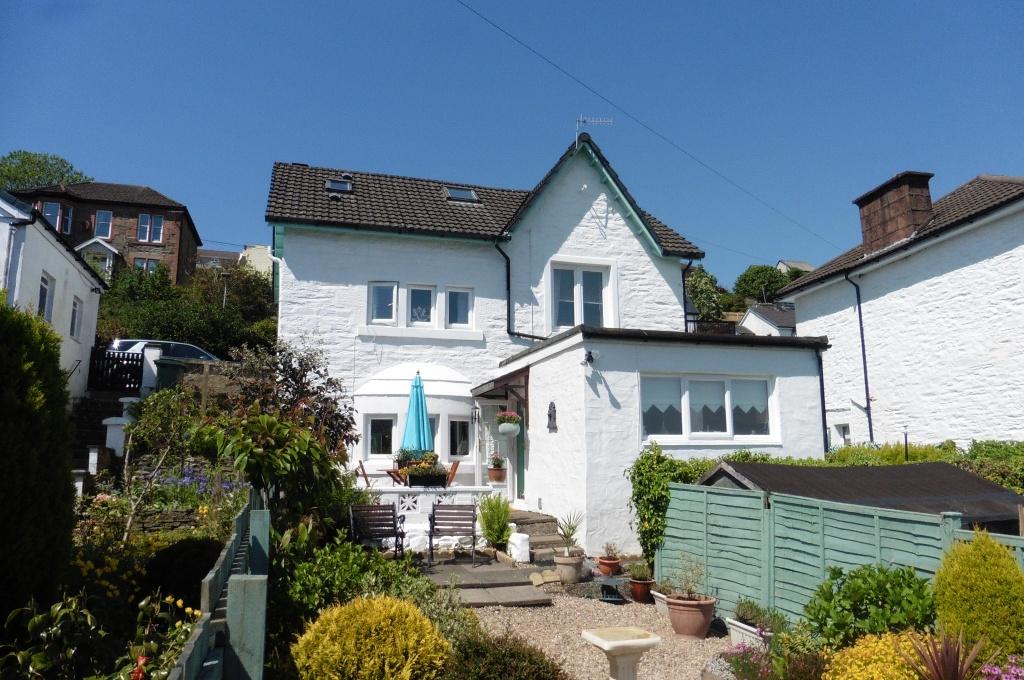 Cumbrae View Bungalow North Campbell Road, Innellan, PA23 7SB 2 bed