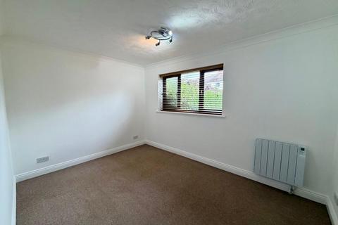 undefined, The Heathers, Wollaston, NN29