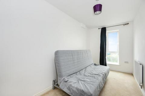 2 bedroom apartment to rent, Berryfields,  Aylesbury,  HP18