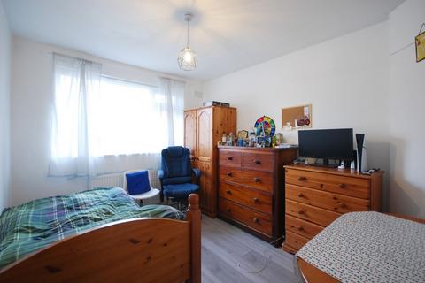 undefined, 6 HAZEL GROVE