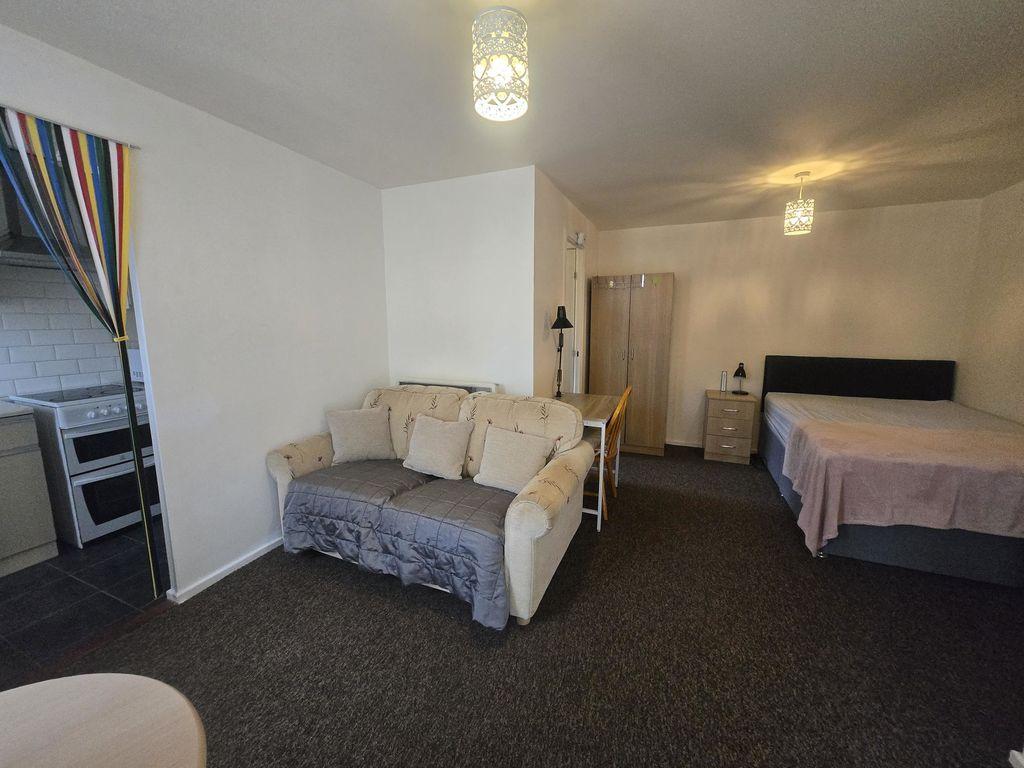 Apartment in Birmingham - View 2