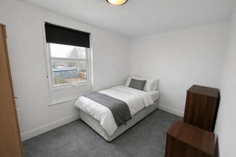 1 bedroom in a house share to rent, Kirkby Road, Sutton-In-Ashfield