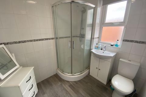 1 bedroom in a house share to rent, Kirkby Road, Sutton-In-Ashfield