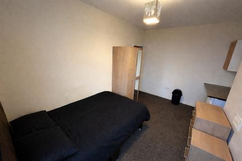 undefined, West Hill Drive, Mansfield