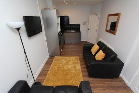 4 bedroom flat share to rent - Ecclesall Road, Sheffield