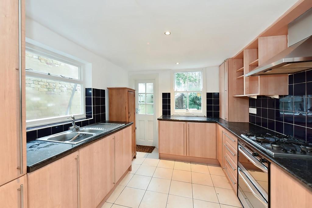 27 Queen Anne Road (12)