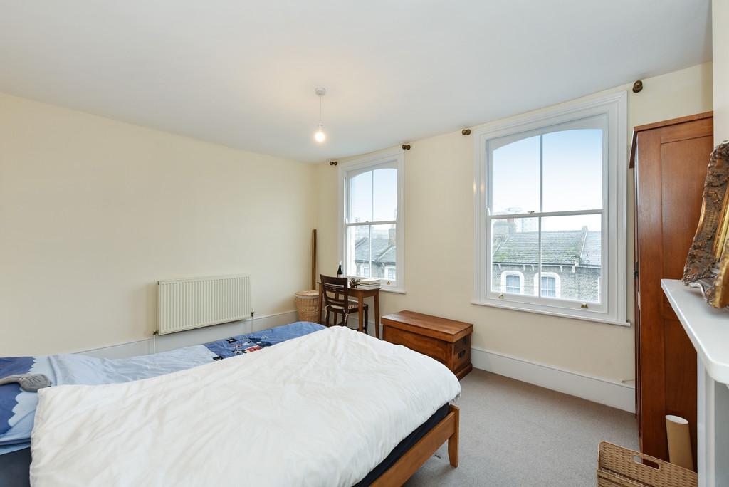 27 Queen Anne Road (2)