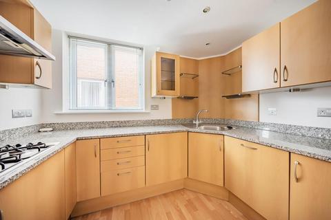 2 bedroom apartment to rent, Kidderpore Avenue,  Hampstead,  NW3