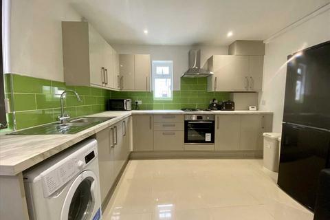 2 bedroom apartment to rent, Addison Road, Plymouth