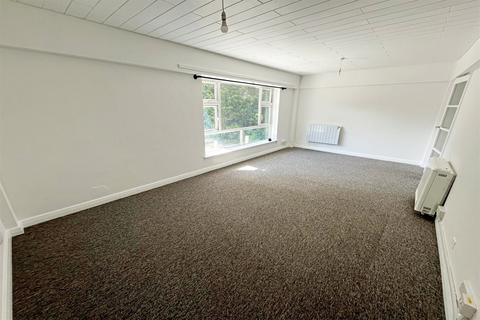 2 bedroom flat to rent, Bournemouth