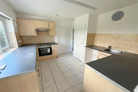 2 bedroom flat to rent, Bournemouth