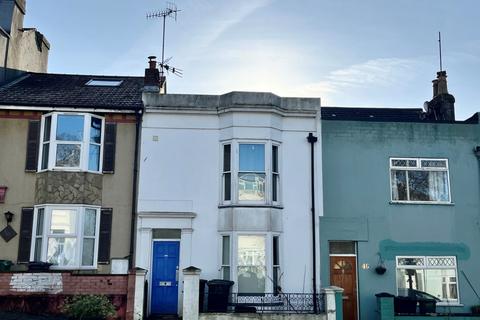 4 bedroom terraced house to rent, Elm Grove, Elm Grove