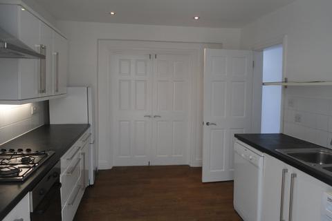 4 bedroom terraced house to rent, Elm Grove, Elm Grove