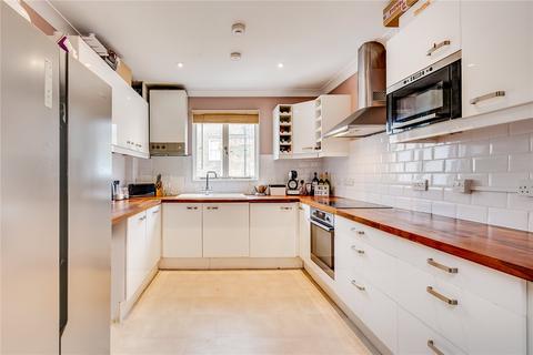2 bedroom flat to rent, Munster Road, London, SW6