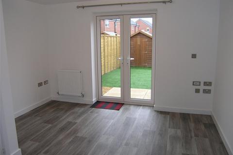 3 bedroom terraced house to rent, Regal Walk, Bridgwater, TA6