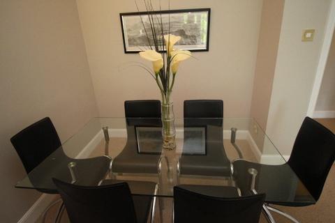 3 bedroom apartment to rent, Cramond Road North, Cramond, Edinburgh