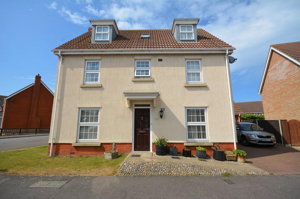 Townsend Way, Lowestoft 6 bed detached house £325,000