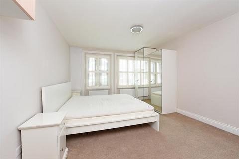 3 bedroom apartment to rent - Putney High Street, Flat C, Putney