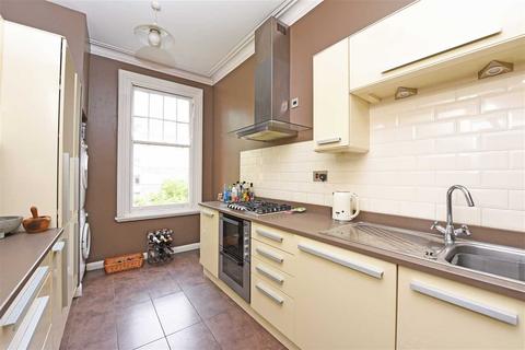2 bedroom apartment to rent, Upper Richmond Road, FFF, Putney