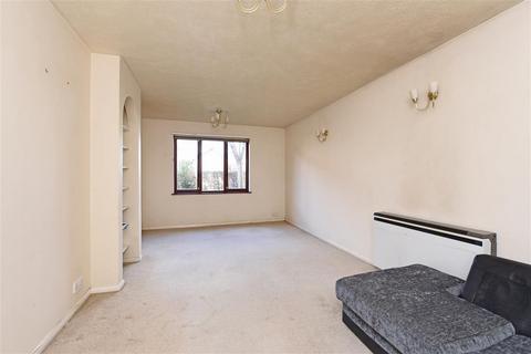 2 bedroom apartment to rent - Cross Road, Wimbledon