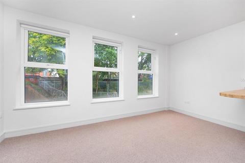1 bedroom apartment to rent, Coombe Lane, Raynes Park
