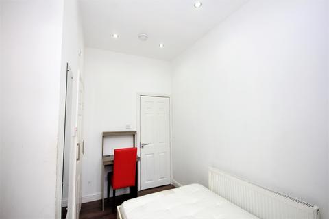 3 bedroom flat to rent, Mount Street, Preston PR1