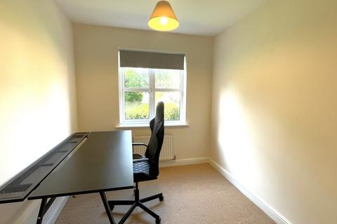 2 bedroom apartment to rent, Ladybank Avenue, Preston PR2