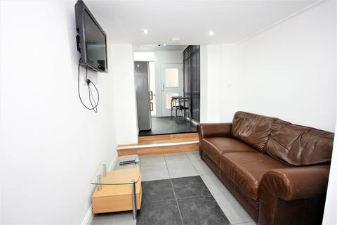 2 bedroom flat to rent - Mount Street, Preston PR1