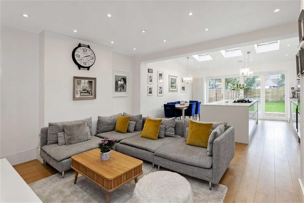 Russell Road, Mitcham, Surrey 3 bed house £535,000