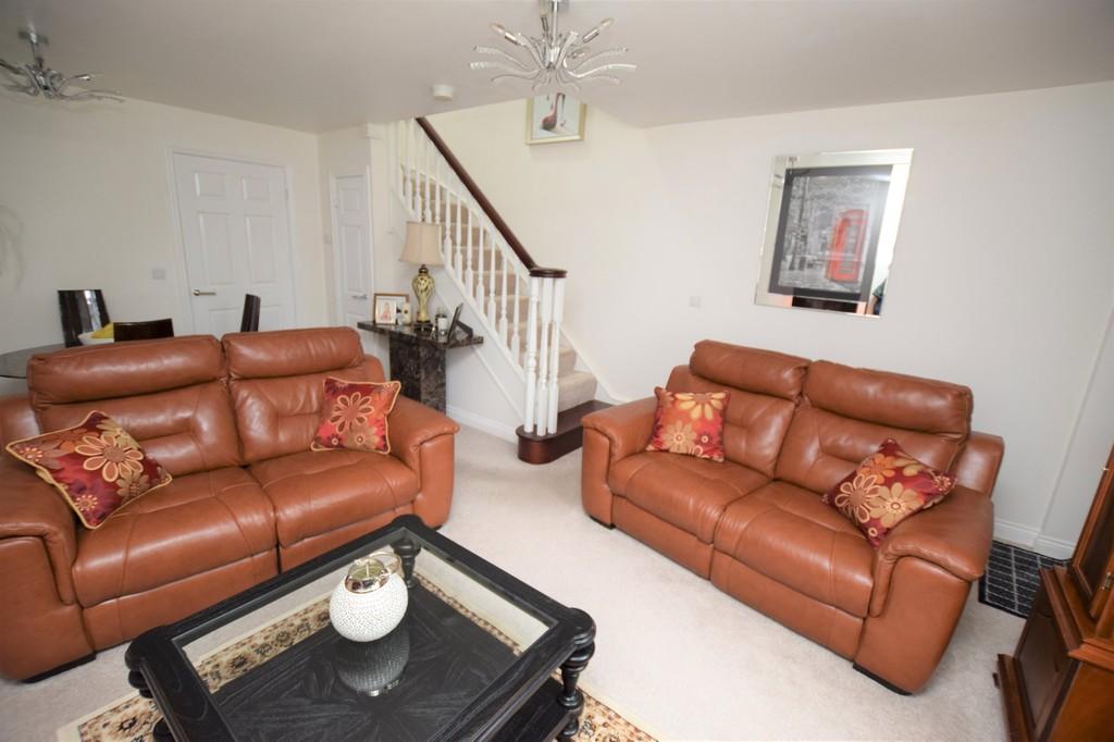 Albion Court, Burnopfield, Newcastle Upon Tyne 2 bed end of terrace