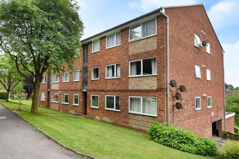 2 bedroom apartment to rent - Windsor Drive,  High Wycombe,  HP13
