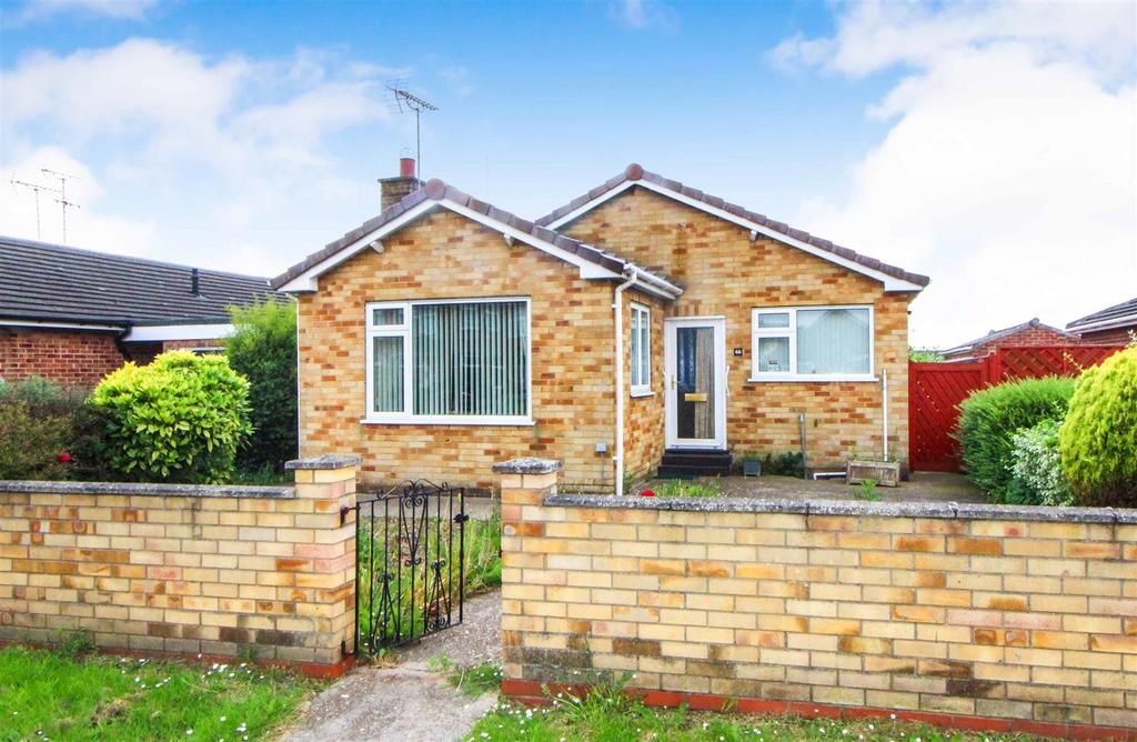 York Road, Driffield 2 bed detached bungalow £170,000
