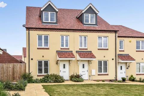 3 bedroom terraced house to rent, Bodicote,  Oxfordshire,  OX15