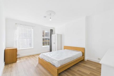 3 bedroom flat to rent, George Row, London Bridge