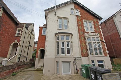 2 bedroom apartment to rent, Shaftesbury Road, Southsea PO5