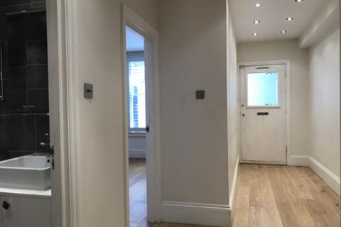 2 bedroom flat to rent, Westbourne Gardens, London, W2