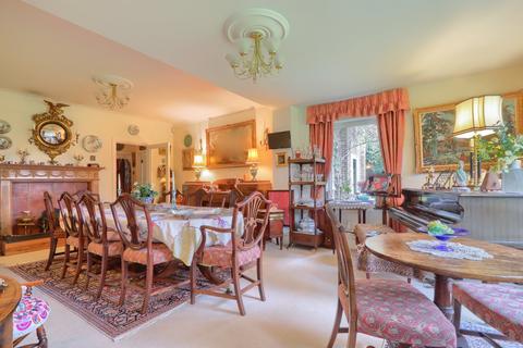 4 bedroom detached house for sale, Darlington Road, Hartburn